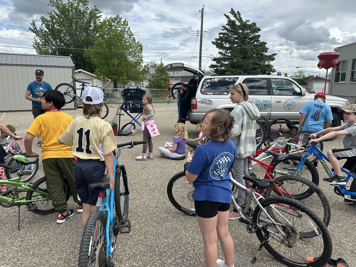 Lakeview Elementary tweet media