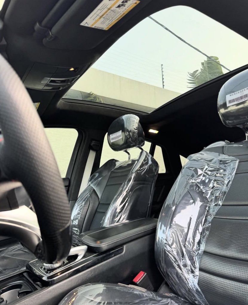 Kinglamarr___'s tweet photo. 2017 Mercedes benz GLE 63s AMG 
-Black on black 
🏷️: N85 million ($61k)
Contact for details 📥
Nationwide delivery 🇳🇬 https://t.co/8WQSz0apI7