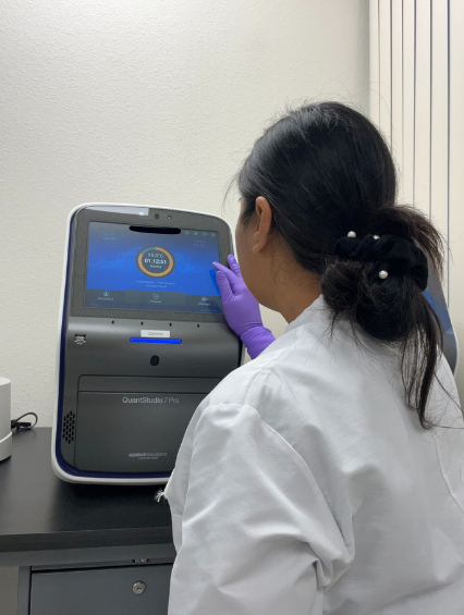 lajollalabs's tweet photo. Today in the lab: PCR for an internal project

#LaJollaLabs #LJL #rarediseaseresearch #rareresearch #inthelab #todayinthelab #labwork #PCR #qPCR #scientist #biotech https://t.co/C9rdddwAeH
