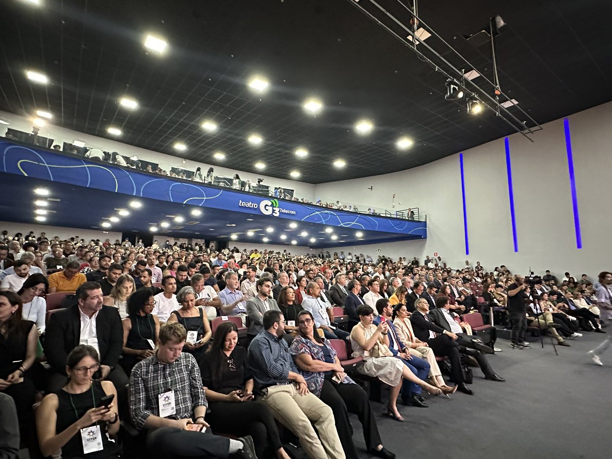 serespiaui's tweet photo. A secretária, Núbia Lopes, participou nesta segunda-feira (3), da abertura da Conferência Internacional de Tecnologias das Energias Renováveis (Citer), no Centro de Convenções de Teresina. https://t.co/TcwfRQE7ac