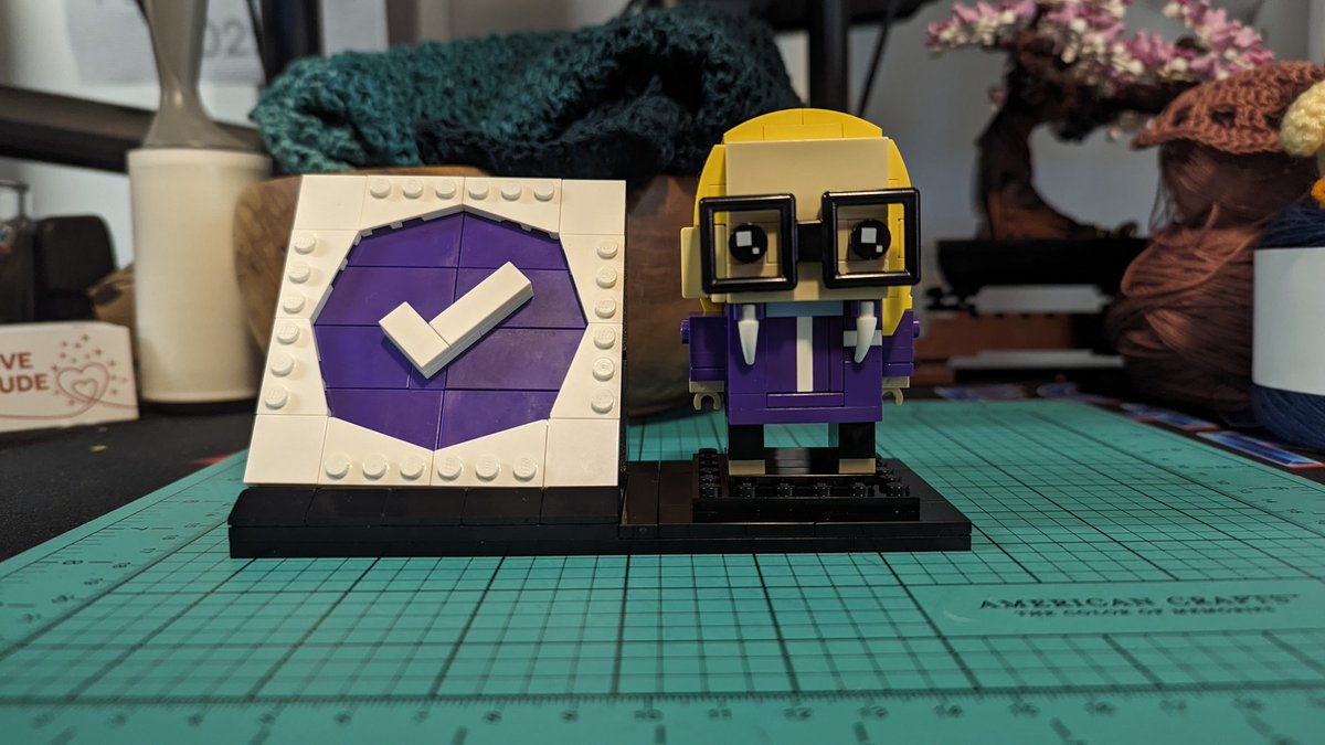 ⚡NinePointFive Fingers Of Crochet Fury ⚡ tweet media