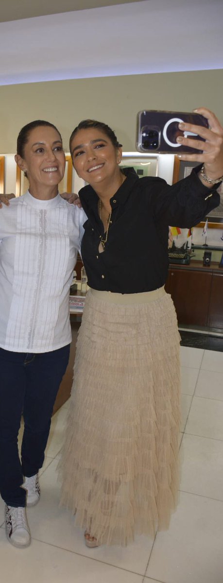 muchas felicidades <a href="/Claudiashein/">Claudia Sheinbaum Pardo</a>. Es un orgullo tener la primer mujer presidenta de México.  <a href="/TabascoHOY/">Tabasco HOY</a>