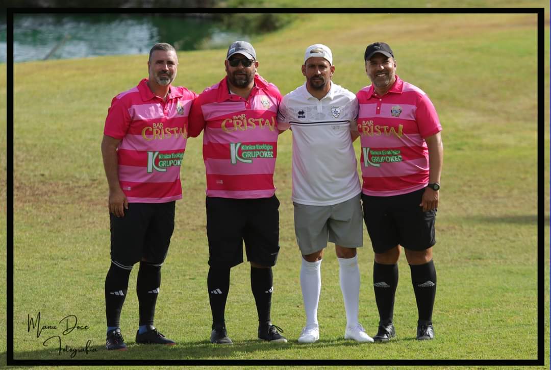 Ustedes creen que lo convencimos para que venga a Salitre Footgolf? 🤪😅 <a href="/cherre_8/">𝑪𝒉𝒆𝒓𝒓𝒆 𝑩𝒆𝒍𝒍𝒐 🎱⚽️⛳️</a>

#Ensalitrate #SomosSalitreFG <a href="/CanariasFG/">Canarias FootGolf</a>