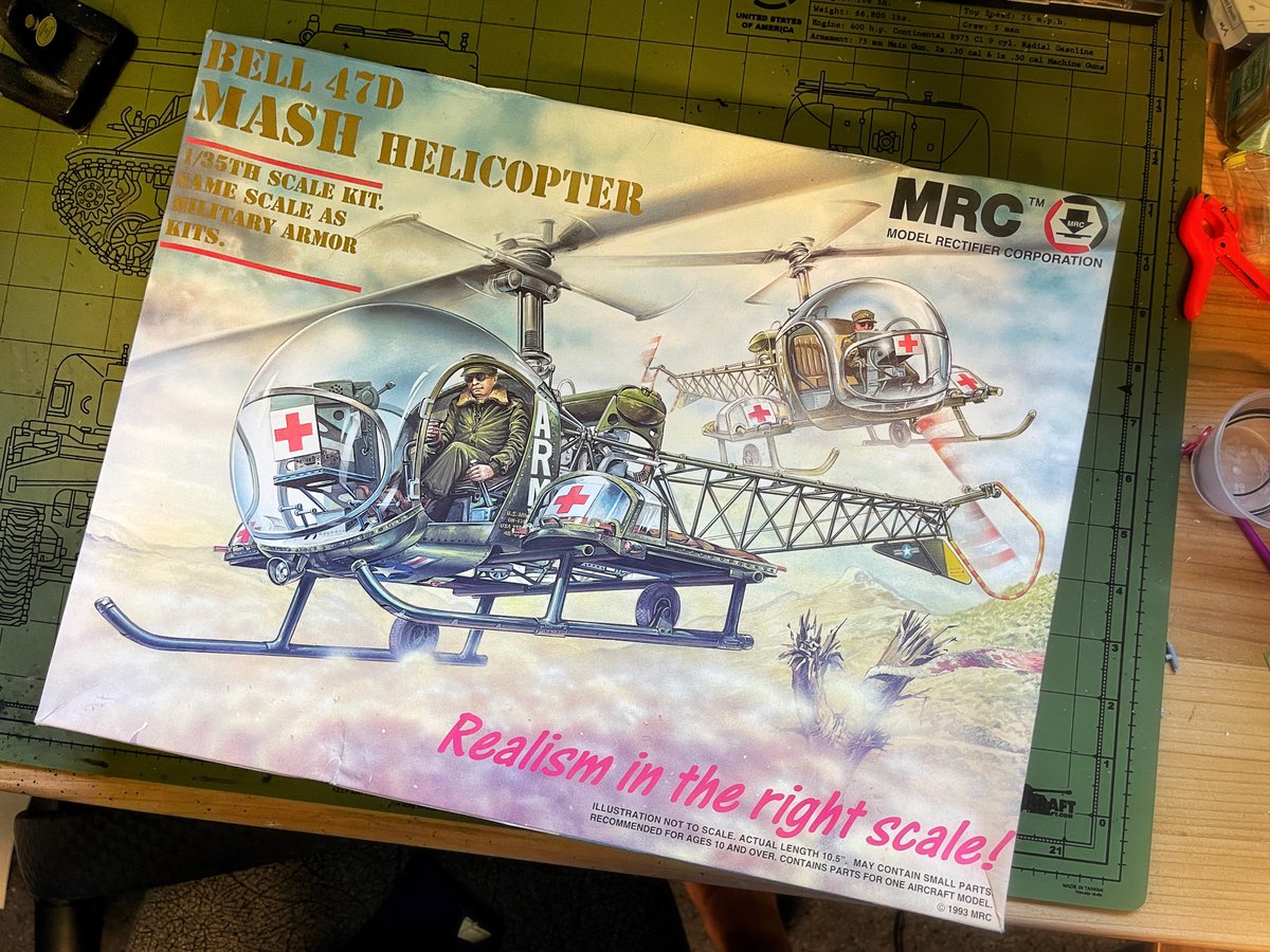 Next on the bench for #JFFGreen
1/35 Bell 47D M*A*S*H helicopter