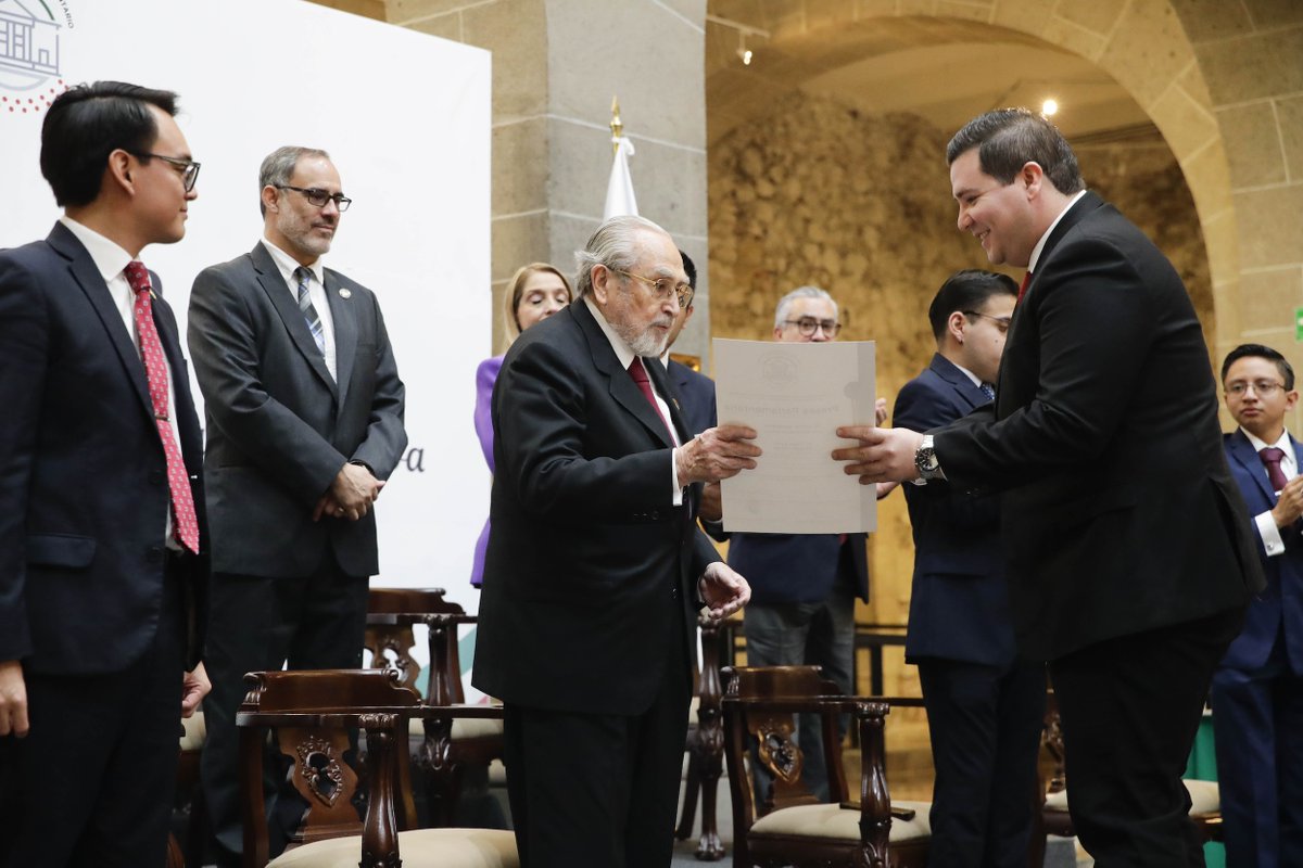 senadomexicano's tweet photo. 📷 Se celebró en el #SenadoMexicano el 5to Aniversario del Semillero de Derecho Parlamentario y Técnica Legislativa.

https://t.co/7cFh7fYgNF https://t.co/NGhsS0c23Y