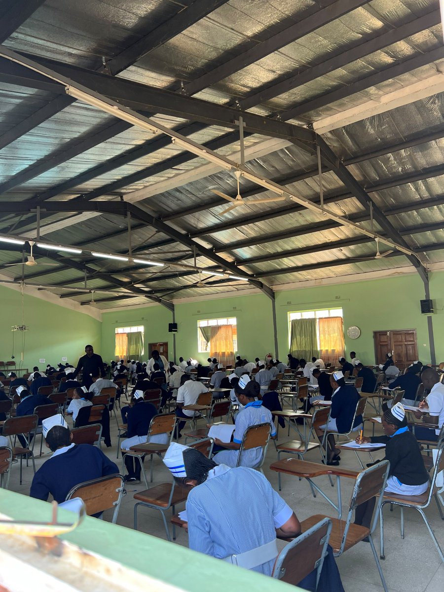 DominiqueHasler's tweet photo. Zambia is a key country for the Liechtenstein Development Service, which is why I visited the “SUDEN” program supported by 🇱🇮 today. The program trains nurses and midwives and its success has already led to its implementation in 7 other schools in #Zambia.
#SolidarMed #SDG4 #SDG3 https://t.co/LEc23rMJY5