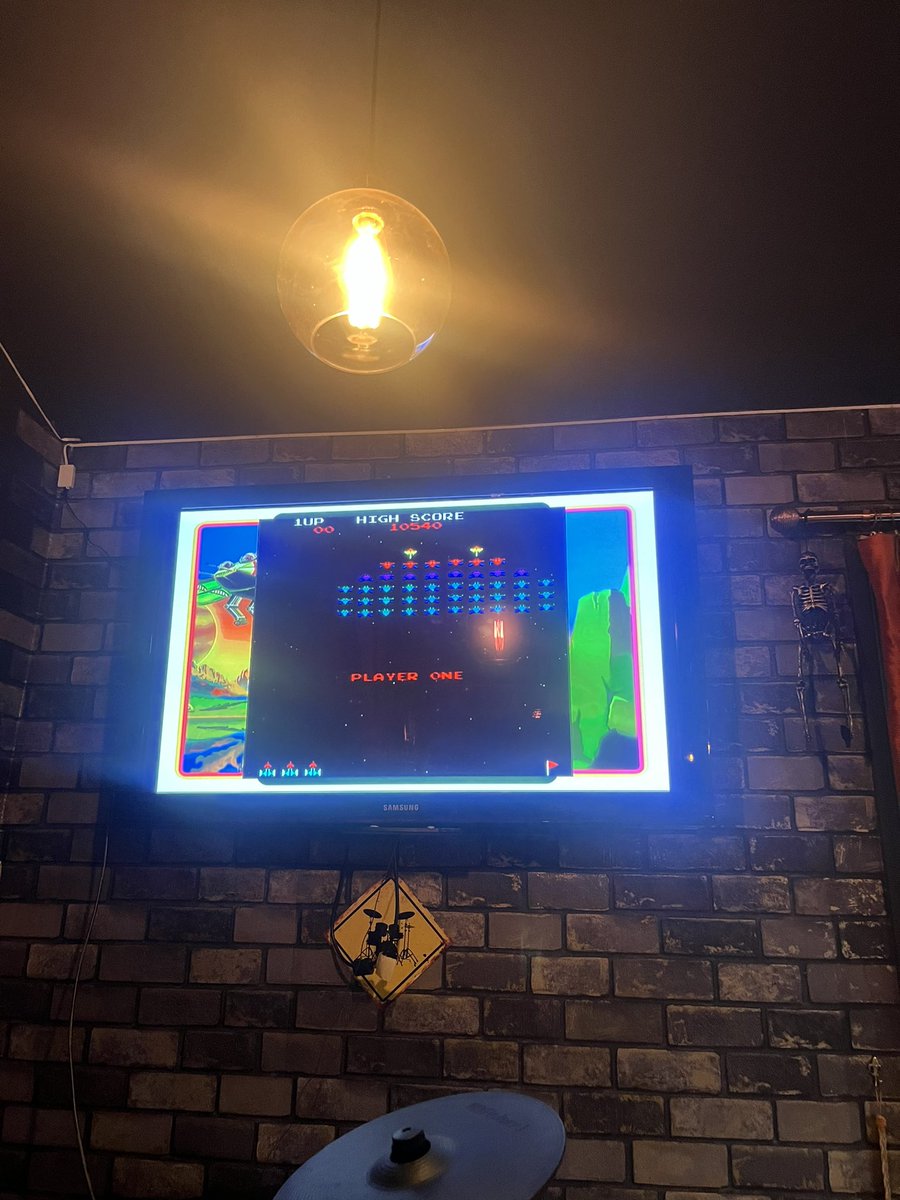 HarryGrowler's tweet image. You can’t beat the 80s for video games. Yep, I’m old 🤣