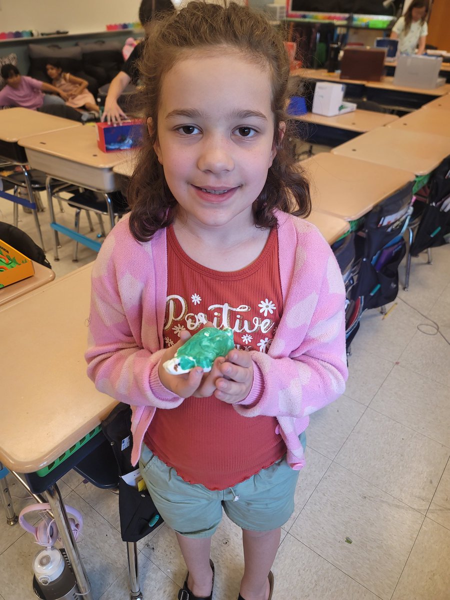 MrsWalkerWES's tweet photo. Some of our AMAZING habits projects! https://t.co/YNdI7OKYam