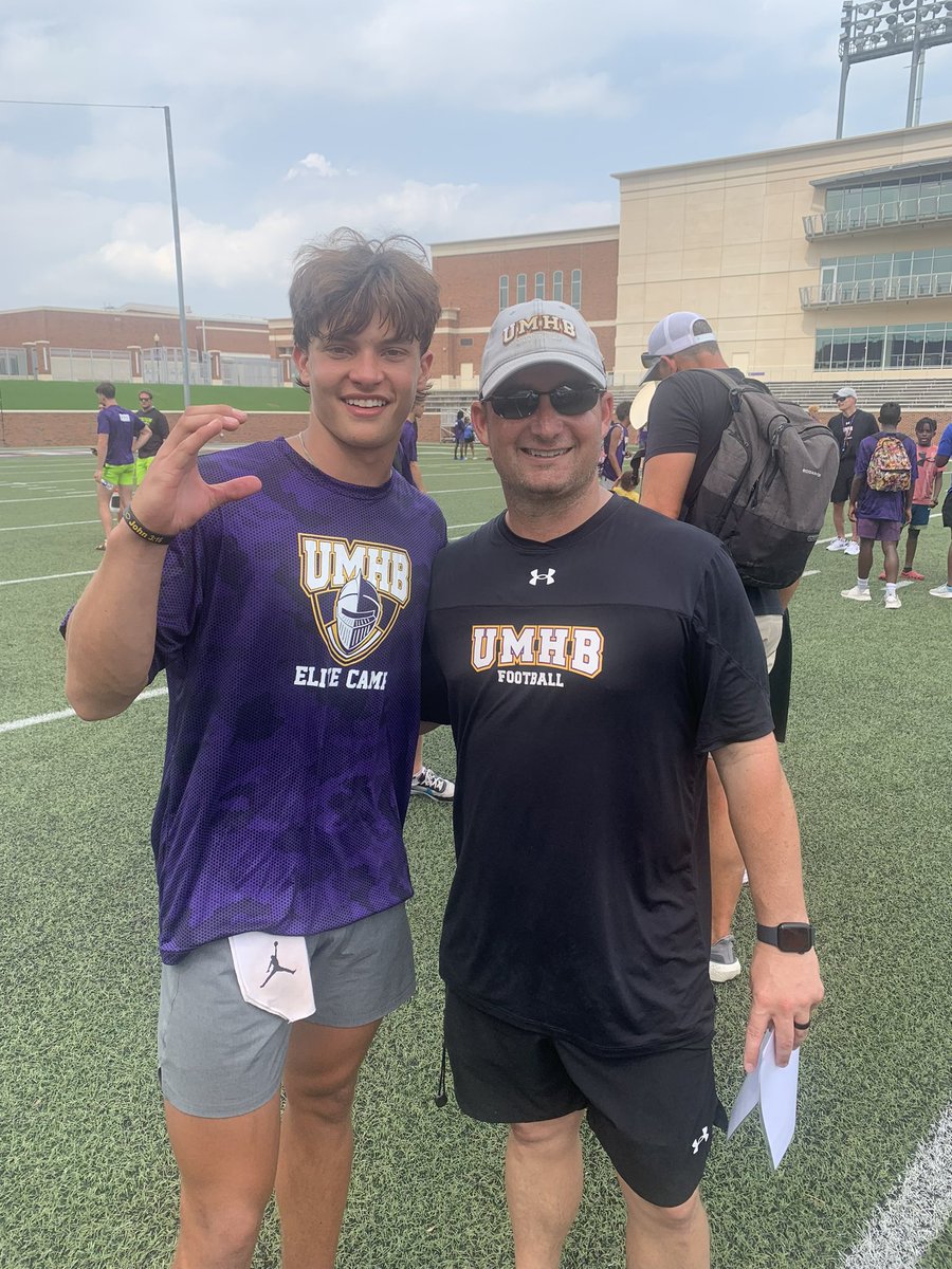 CaydenD13's tweet photo. UMHB camp went great ended up running a 4.47 40 thank you @CoachPadron @CoachYzaguirre! @CoachEscobar45 @ComancheTXTr1be https://t.co/dgLZT03P2L