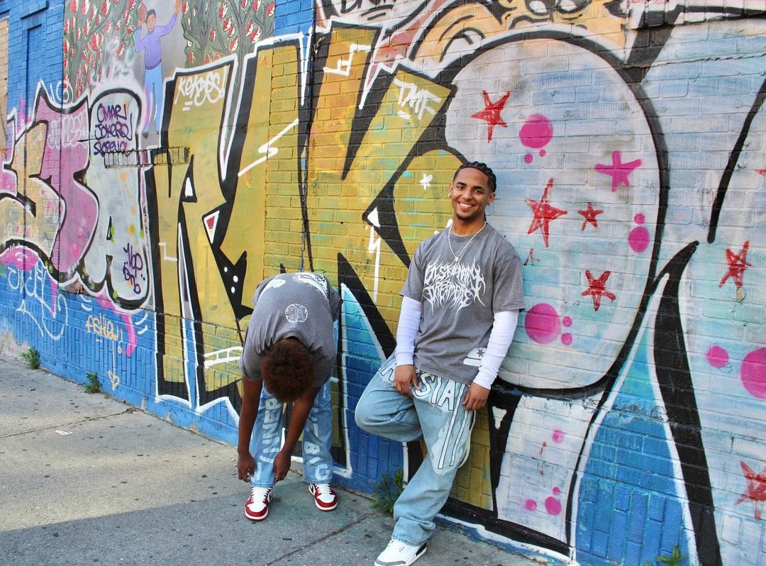 traptransition's tweet photo. Ad// Sometimes you have to take some serious L’s in order to win big! https://t.co/RQDvzTXIe3
There new drop got their link in their bio❗️
Cc: @vd.zeke x @officialvisionarydreamers 🔥 https://t.co/lqDDfhMPTJ