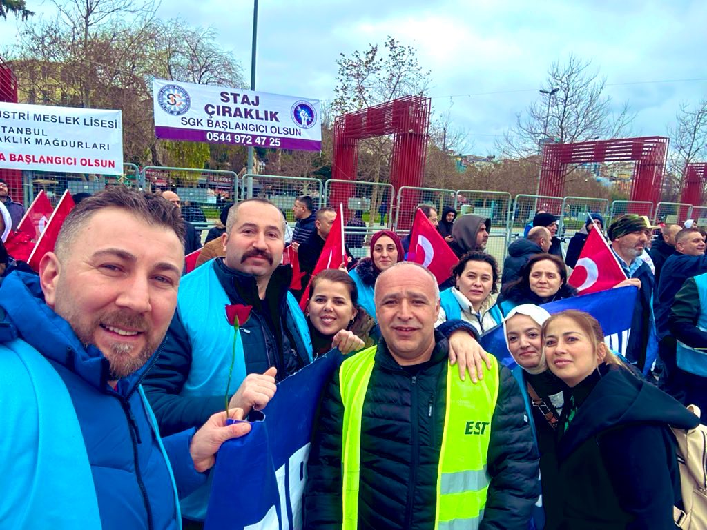 İNEGÖLLÜ YASİN ✍️ (@yasnek16) on Twitter photo Ekip maşallah şampiyonlar ligi 💪
<a href="/SRTELARZ/">𝑆𝐸𝑅𝑇𝐸𝐿</a>
<a href="/AHMETOR89397455/">Ahmet ORHAN BURSA</a>
<a href="/safiyeirem3/">EstSafiş🍀🇹🇷🍀🇹🇷</a>
<a href="/NilayNaynaci14/">🍀EST Nilay / Bursa</a>
<a href="/Kadriye80409740/">Kadriye Onat</a>
<a href="/yasarerdempenbe/">Penbe☄️☄️</a>
<a href="/EstAyseOz/">Ayse_Bursa</a>
<a href="/MuruvvetBassoy/">Mürüvvet Başsoy</a>
SöyleMESEMolmaz
#ÇırakStajyerÖlümüneÇalıştı Ekip maşallah şampiyonlar ligi 💪
<a href="/SRTELARZ/">𝑆𝐸𝑅𝑇𝐸𝐿</a>
<a href="/AHMETOR89397455/">Ahmet ORHAN BURSA</a>
<a href="/safiyeirem3/">EstSafiş🍀🇹🇷🍀🇹🇷</a>
<a href="/NilayNaynaci14/">🍀EST Nilay / Bursa</a>
<a href="/Kadriye80409740/">Kadriye Onat</a>
<a href="/yasarerdempenbe/">Penbe☄️☄️</a>
<a href="/EstAyseOz/">Ayse_Bursa</a>
<a href="/MuruvvetBassoy/">Mürüvvet Başsoy</a>
SöyleMESEMolmaz
#ÇırakStajyerÖlümüneÇalıştı