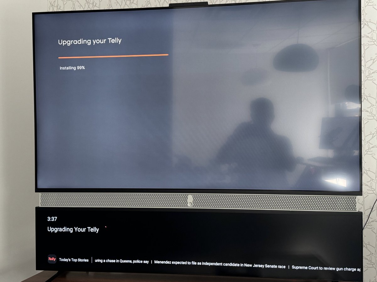 RichLightShed's tweet photo. Always exciting when @itsfreetelly is updating!  @ilyaNeverSleeps 

How often does your TV add new features automatically? This one does it for FREE https://t.co/jbFzSeSVNE