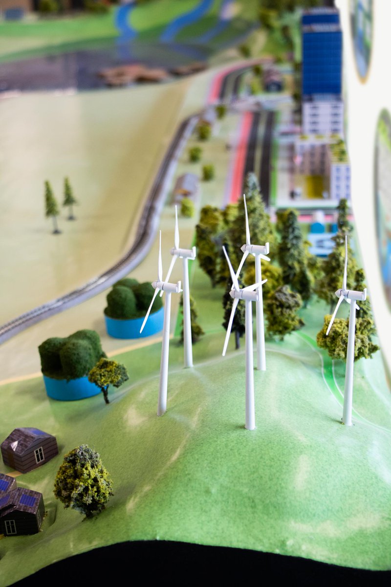 This is a recent educational diorama display we designed and built for <a href="/NatureBridge/">NatureBridge</a> , an outdoor and environmental education non-profit organization. Students come to NatureBridge with their schools or classes to participate in outdoor education programming for 3-5 days.