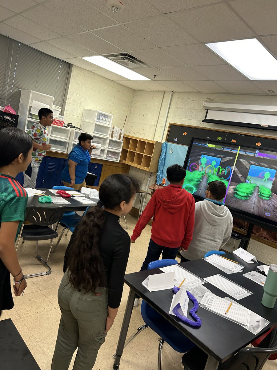 j_jhusband's tweet photo. Summer Cool at Macon had an amazing start! Thank you to all staff for your flexibility, patience, and joy as we dove straight into our academic and enrichment programs! Also to our students for their enthusiasm and smiles they graced us with today! Ready for day 2! https://t.co/GXrpPuh28S