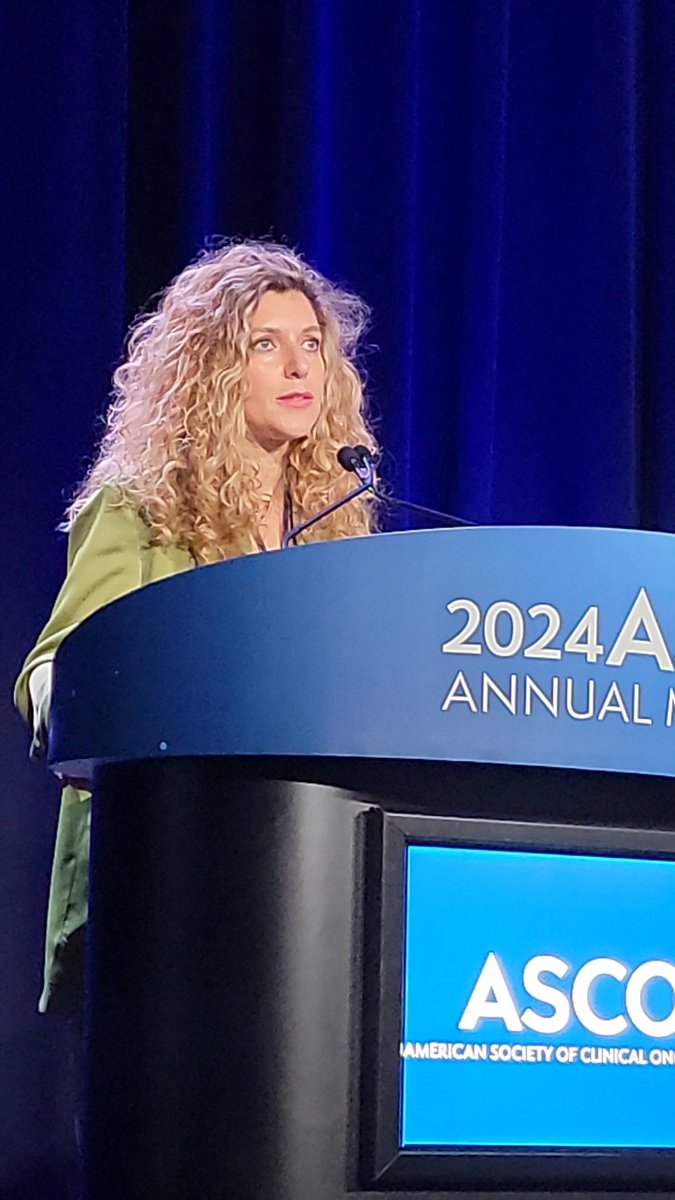 Brian Van Tine (@bvantine1) on Twitter photo <a href="/Robertasanfili/">Roberta Sanfilippo</a> presenting the discussion on chemo, immunotherapy and what to do #Sarcoma #ASCO24 <a href="/Robertasanfili/">Roberta Sanfilippo</a> presenting the discussion on chemo, immunotherapy and what to do #Sarcoma #ASCO24