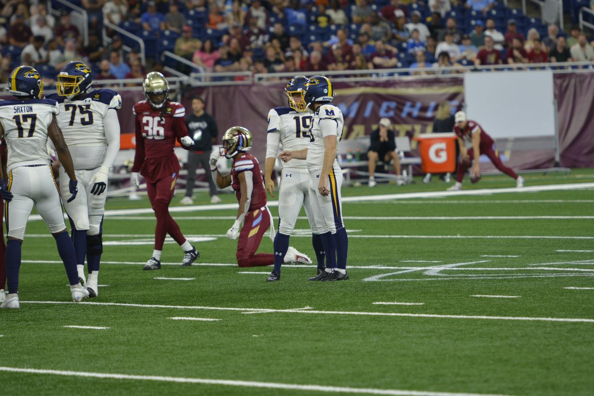 Thankful for another season! Huge thanks to everyone with @uflshowboats Go Boats! 

Field Goals 16/17 long 57 yards 📈