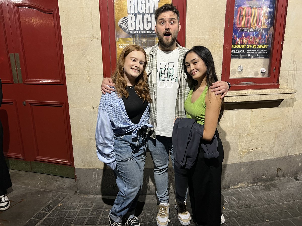 ella_harper18's tweet photo. Honestly the nicest and kindest people ever. Always a pleasure 💛 https://t.co/00rCMduxiK