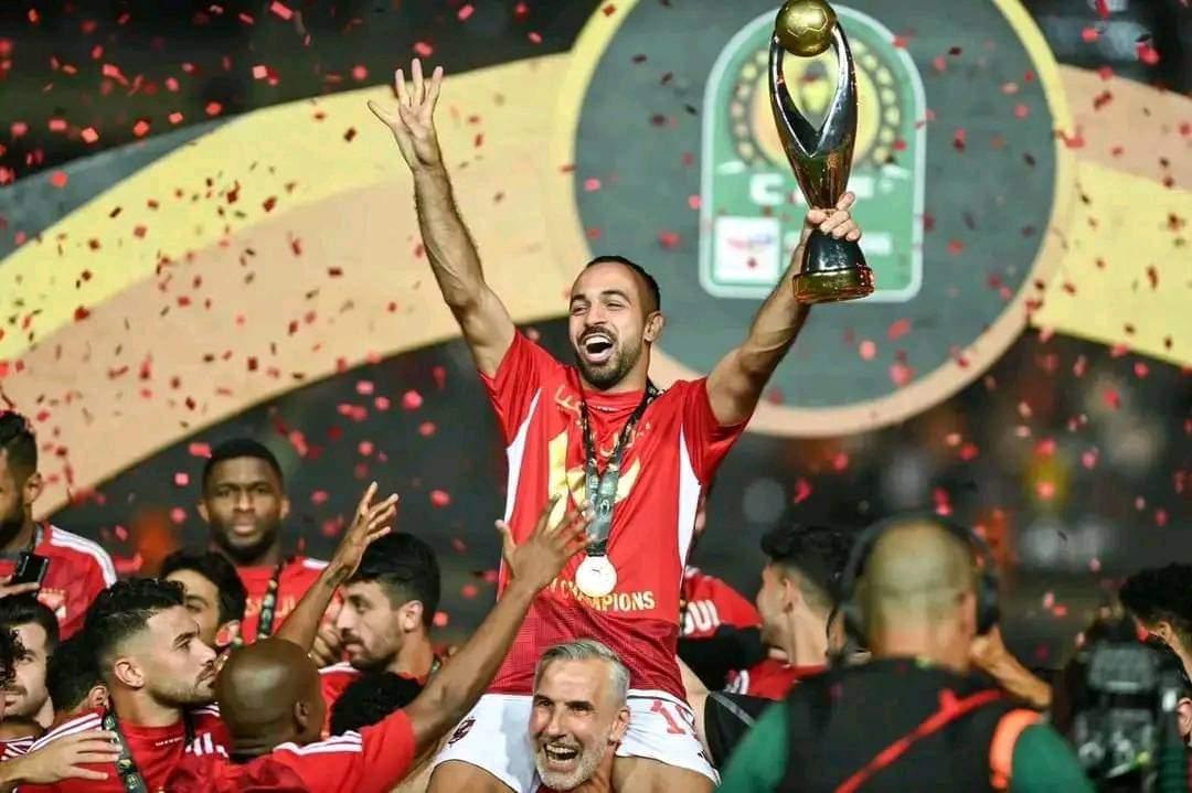 AhmedMSaada1's tweet photo. #افشه_مع_فايق
اكتر لعيب حبيته من بعد وليد سليمان 
لعيب سالك وعندو قبول  غير طبيعى https://t.co/jFgzwlRro2