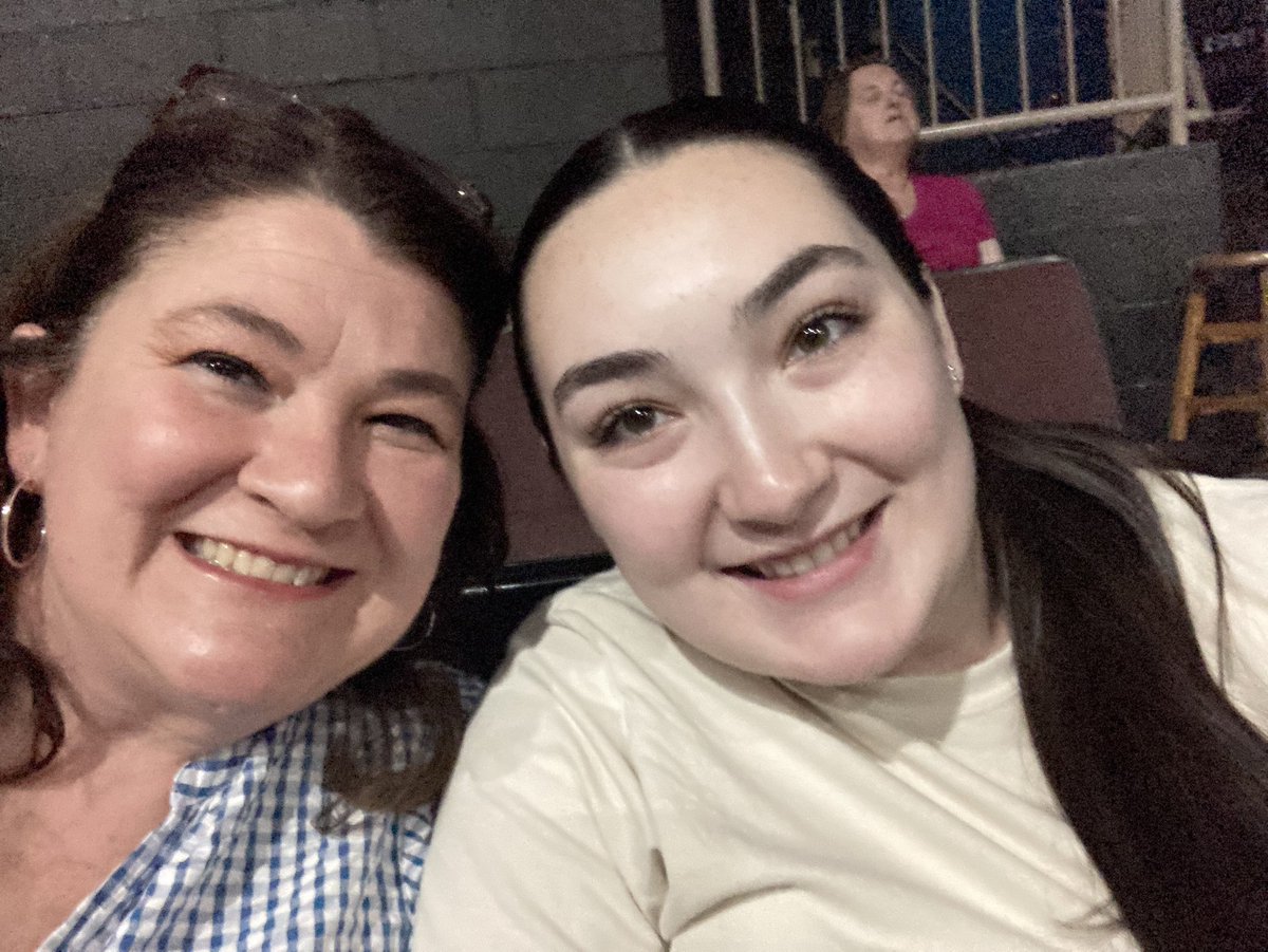 rwtopaz5's tweet photo. #DYW. Jessica Jones! We love you! God bless you! https://t.co/smJfZAmgjJ