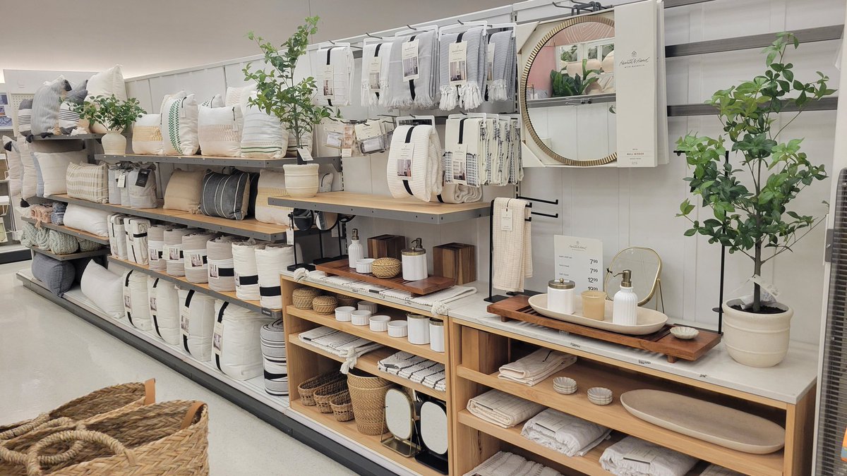 It's time summer !!!!
T-801 Laredo Tx 
Hearth &amp; hand with Magnolia