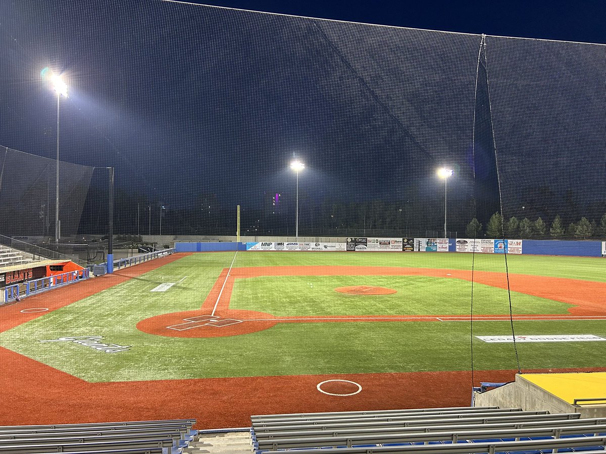 jcellison21's tweet photo. If you’re a portal arm (there seems to be 1000s of you) and you need innings this Summer shoot me a DM. Lost an arm to the NJCAA National Team, looking to fill some big shoes. I can help with transferring, we also have video of all games and a rapsodo! @FortMacGiants https://t.co/f9Zh0Q6Ml2