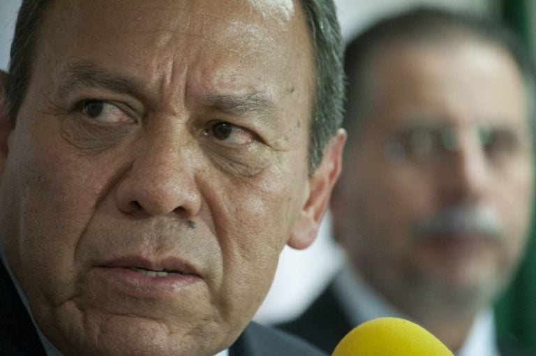 AntiTelevisaMx's tweet photo. Si se confirman los resultados electorales y el PRD que enfrentó a Salinas, Zedillo, Fox y Calderón pierde su registro como partido político... éstos sujetos habrán sido los culpables de su desaparición por hacer alianzas con los criminales del PRI y PAN. ¡MALDlTOS CANALLAS! https://t.co/I5BwUH1owl
