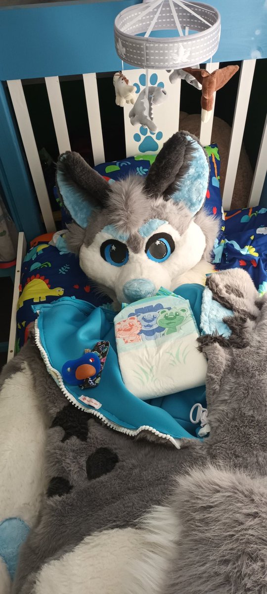 LittleRedAB's tweet image. The only way to wear a plush suit