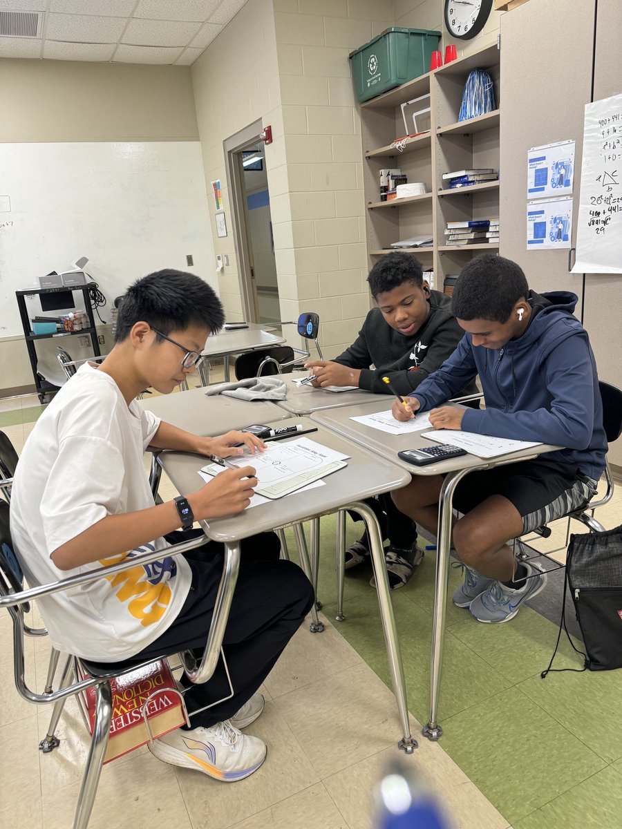 jagsyearbook's tweet image. SUMMER LEARNING ☀️📚
During summer learning, it’s always refreshing to see students engaging in small group competitions to review equations and polynomials.
#MathTeamWork