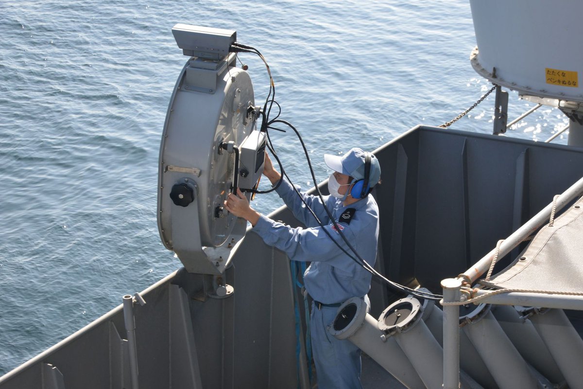jmsdf_pao_eng's tweet image. LRAD is an important equipment in anti-piracy operation that can make directional calls to ships on wide open oceans.⚓🚢

#LRAD #counterpiracy