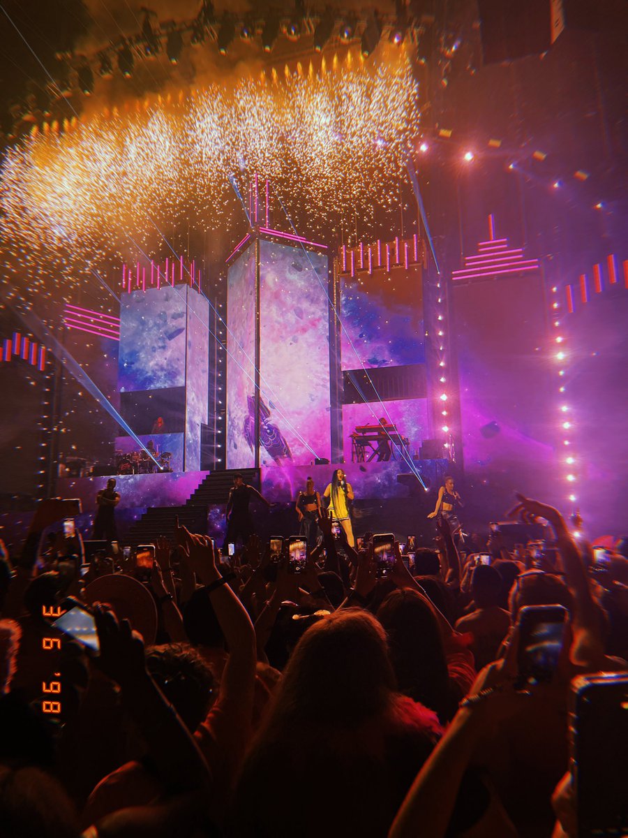 liv_graceleath's tweet photo. Onika you were INCREDIBLE #GAGCityManchester @NICKIMINAJ @finpryde https://t.co/sjqGwTzL7u