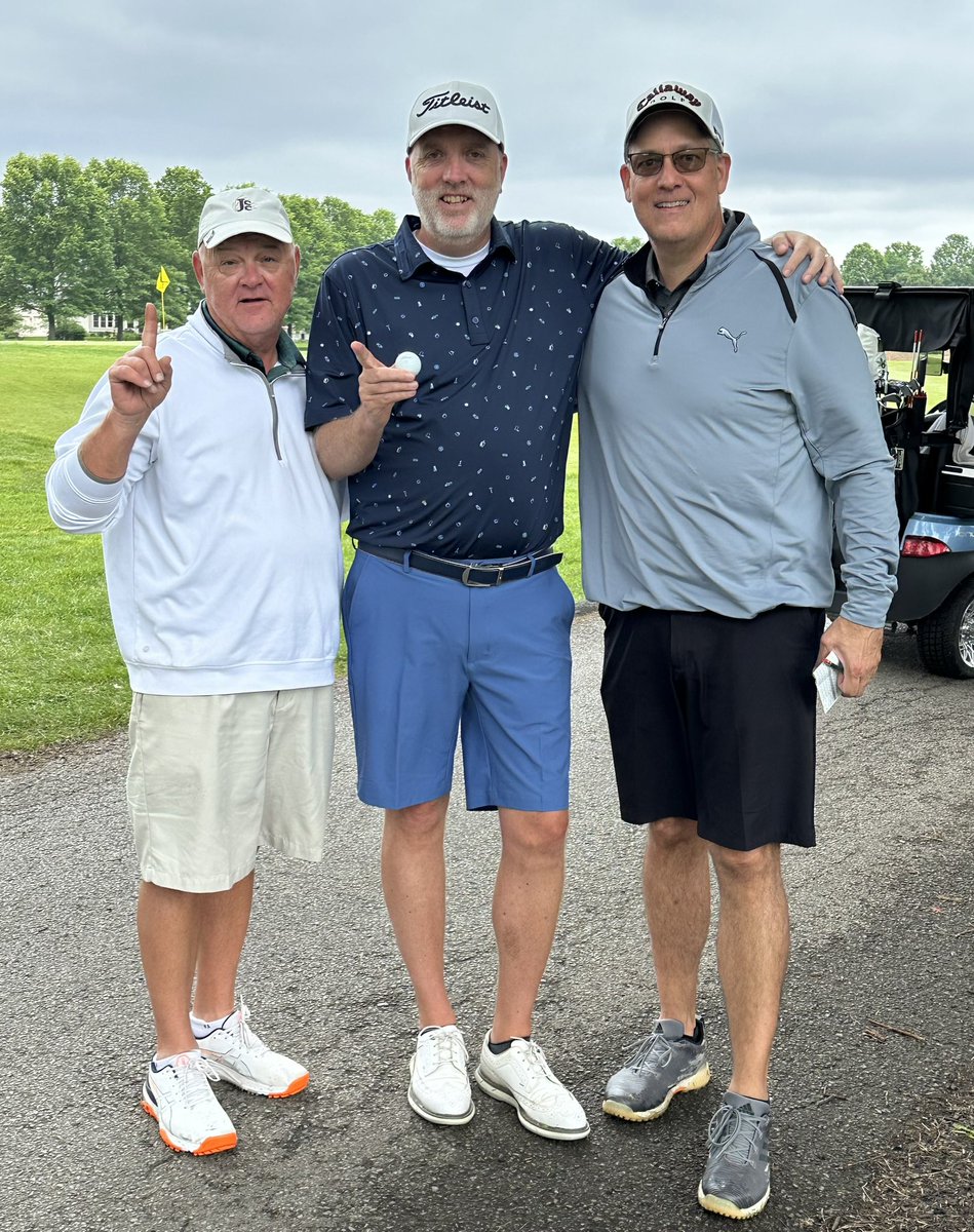 teetime23's tweet photo. Hole in one yesterday at Jefferson CC @Titleist @MizunoSportsUSA https://t.co/wVvquRv3wb