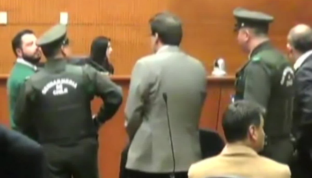 gpattonchile's tweet photo. Inicio del Comunicado:

Jadue no se fue a la cárcel por ser Comunista...

Simplemente por ser Corrupto y Ladrón...

Fin del Comunicado

#jadue #catalinaperez #algarrobo #BoricNoSeLaPuede #boric #poderjudicial #lautarocarmona #hertz #farmaciaspopulares https://t.co/abo9yy05k2