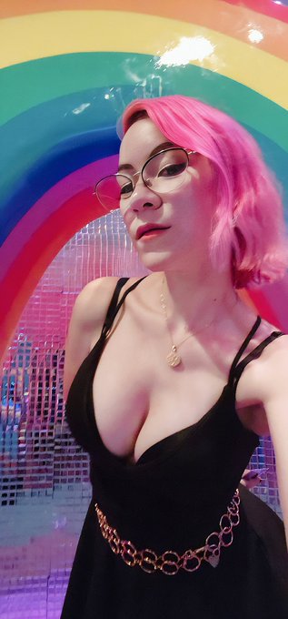 More #pride for your feed. https://t.co/1JDxRptXpq<a href="/tag/pride"class="tags">#pride</a>