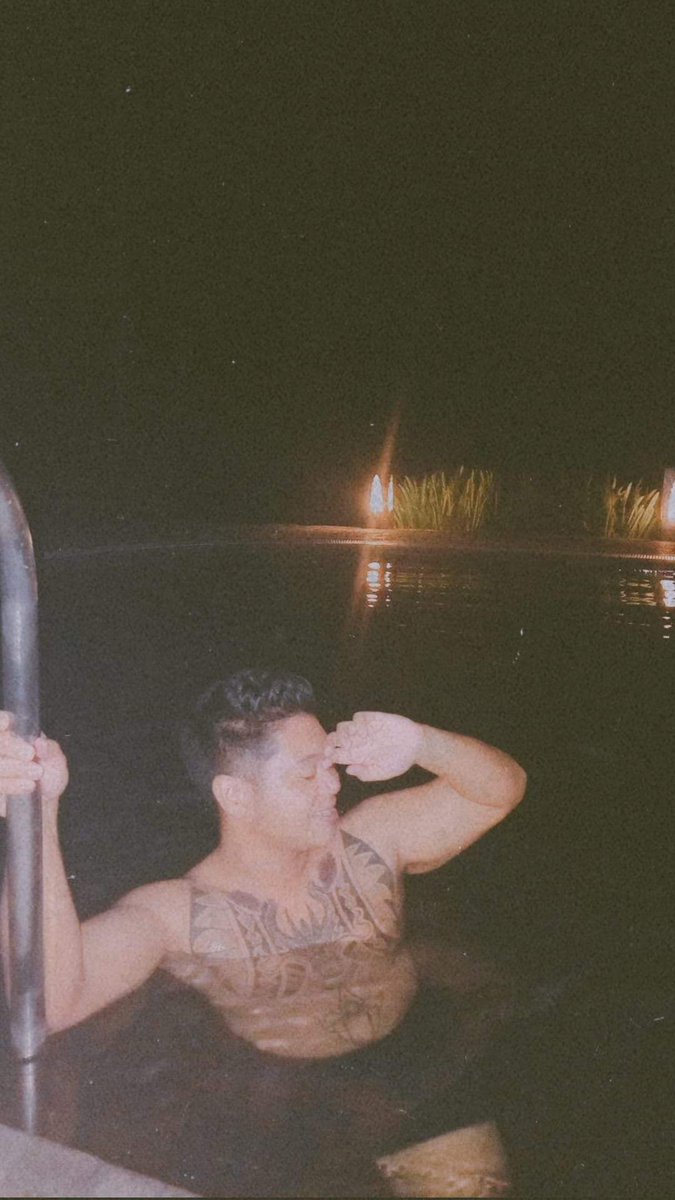 CarantoReiven's tweet photo. pool sex gets me wild'n 💦😘 https://t.co/aIkrPVqYzV