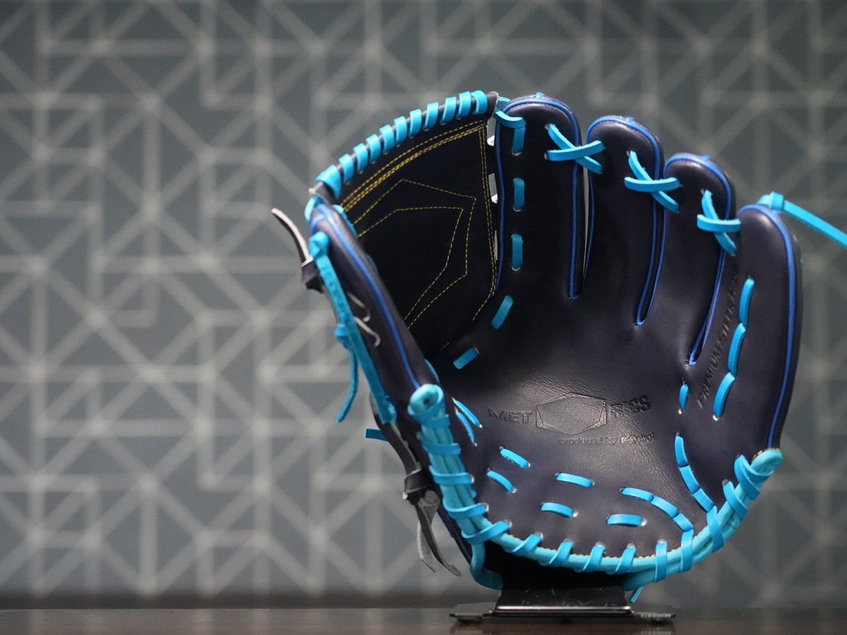 04____15's tweet image. 3月にオーダーしてやっと届いた念願のメトリクス🩵✨
このグローブで大学野球頑張ります⚾️🔥
#大学野球 #メトリクス #TeamMETRICS