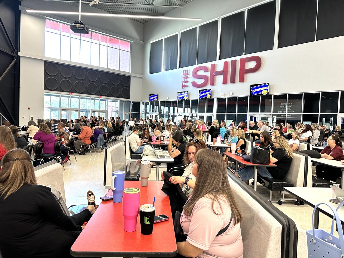 Confluence '24.  It's a wrap! Thanks for a great day of learning and connecting!

<a href="/Macy_Strwhite/">Macy Satterwhite</a>, <a href="/LcisdMatt/">Matt Holley </a>, <a href="/mrhooker/">Carl Hooker</a>,  <a href="/lubbockcooper/">Lubbock-Cooper ISD</a> 

#beawaymaker