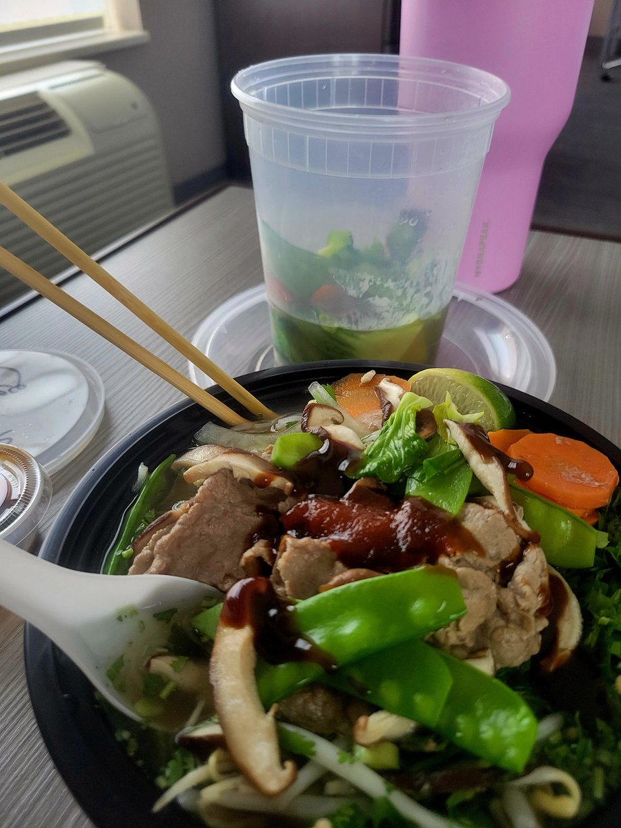 dbashin's tweet photo. This pho sure made today better https://t.co/XHRmWQ8Gu5