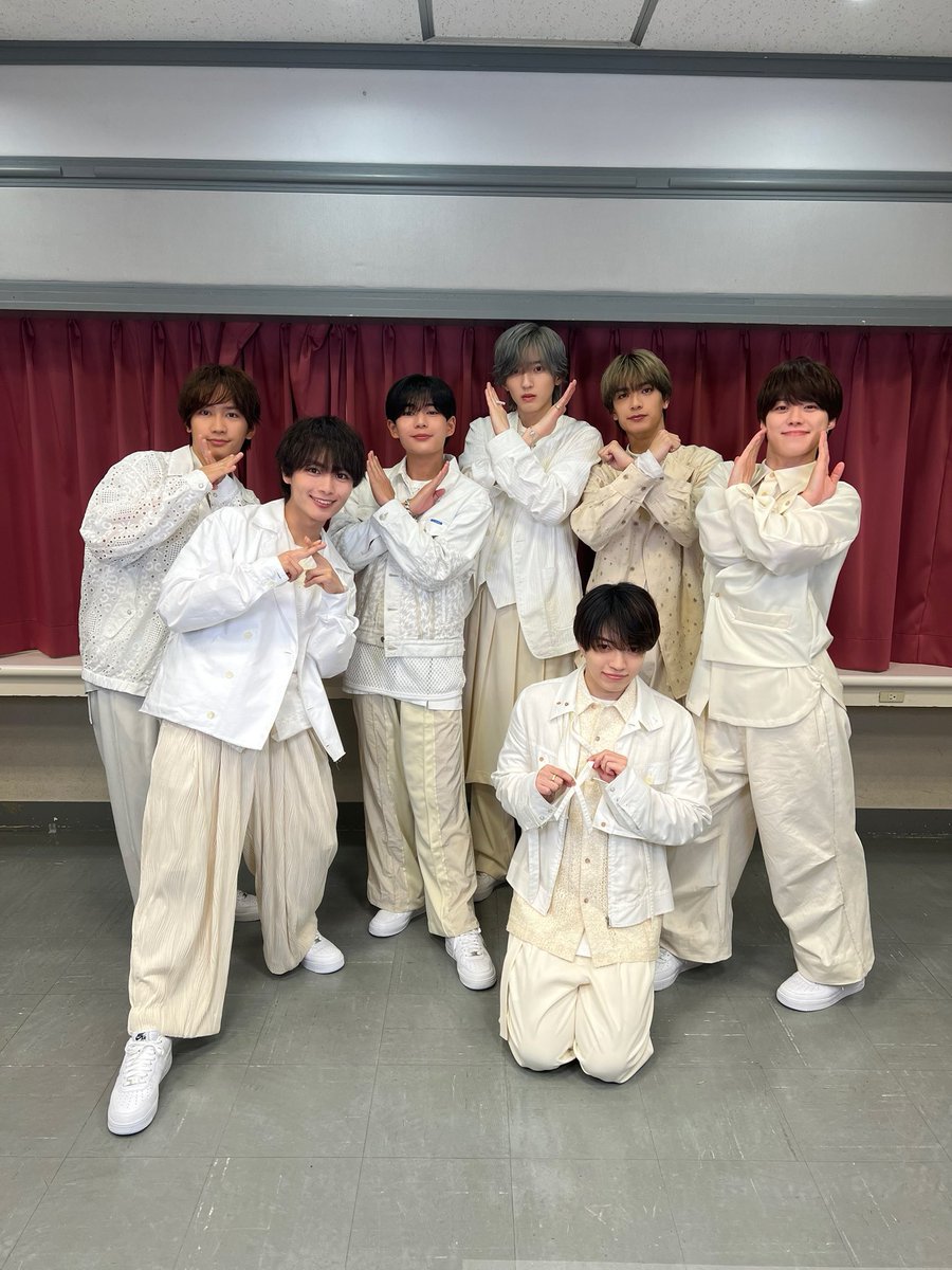 nng_021's tweet photo. みんなビジュ良し。長尾ちゃん赤ちゃんすぎて可愛いありがとう。生きる糧 https://t.co/W6VTrTzm5K