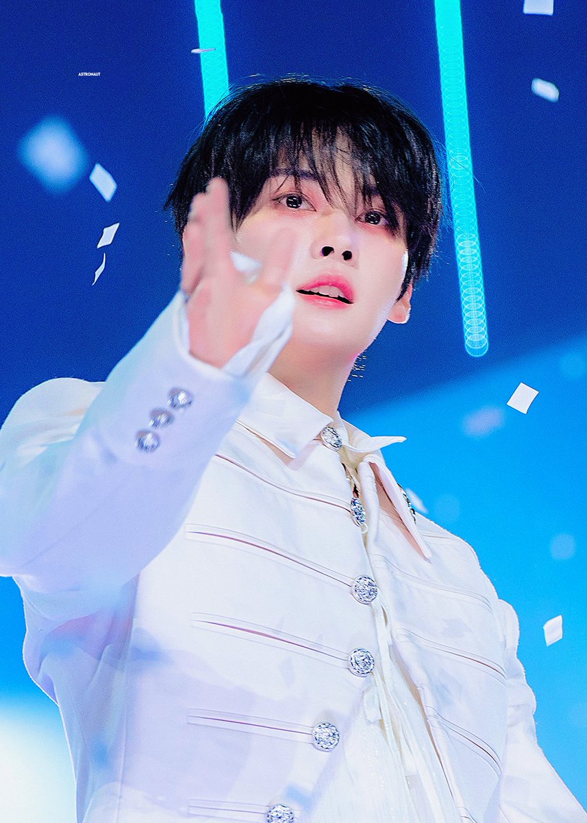 🤍🫧

#리노 #LEEKNOW