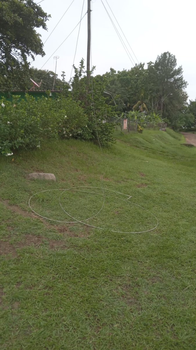 PinoAlvis's tweet photo. Atención @NaturgyPa sin fluido eléctrico en algunos hogares de la comunidad de El Negrito de Peñas Chatas de Ocú debido a que un 🌳 hizo contacto con el cableado eléctrico.
NIS: 4110320, mayor información al 67195935.
@AsepPanama https://t.co/13YPCxsK0g
