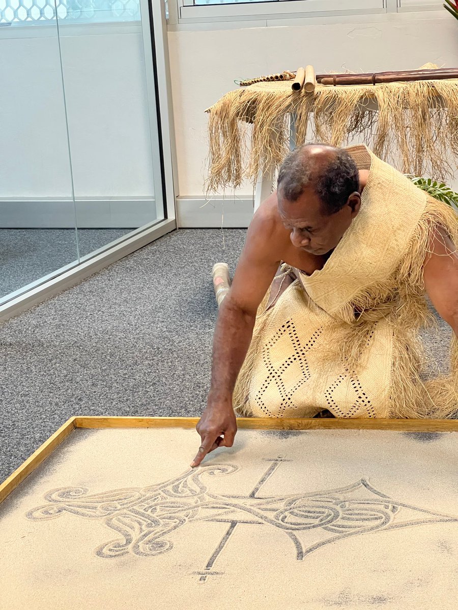 CarlAdams0's tweet photo. 2/2 We look forward to working together with the people of #Vanuatu to further our mission of promoting safe and orderly migration. Stay tuned for more updates on our projects and initiatives in Vanuatu! 🌟@UNmigration #IOMVanuatu #Collaboration #VanuatuDevelopment https://t.co/VSXIgWKOVo