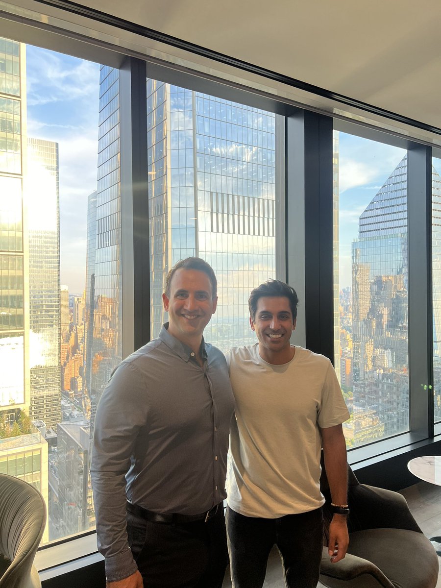 Steve_Pyxis's tweet image. Thank you to @TheOneandOmsy, @andrena_wifi and the @dragonfly_xyz team for hosting a great event tonight focused on DePIN for #nyfintechweek! Great times and conversations. 

Excited to attend more events this week and see both familiar and new faces.