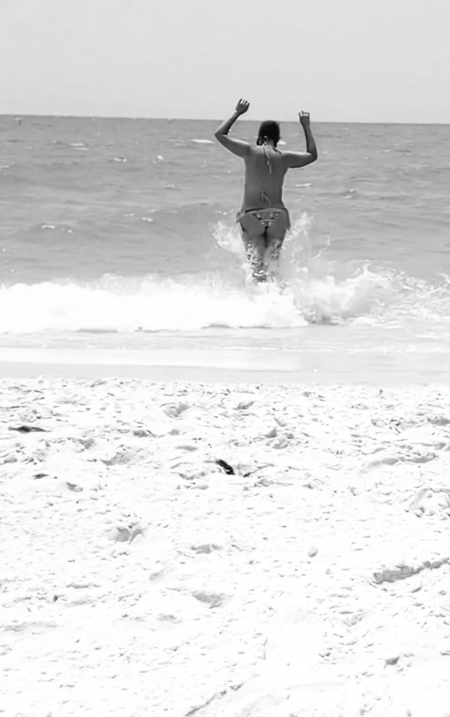 Lily030689's tweet photo. En el mar la vida es más sabrosa! https://t.co/kduOYTSIr7