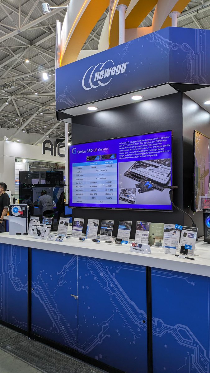 Nextorage's tweet photo. #computex 2024🚀

We arrived Taipei yesterday, and are ready to welcome you all🤗

Enjoy the show, enjoy #Nextorage products at #Newegg booth🌟

📅June 4-7, 9:30 am-5:30 pm
📍Taipei Namgang Exhibition Center
👀Booth No. N0602

#ssd #memorystorage #gen5 #portablessd #gaming https://t.co/FtGvBg3x72
