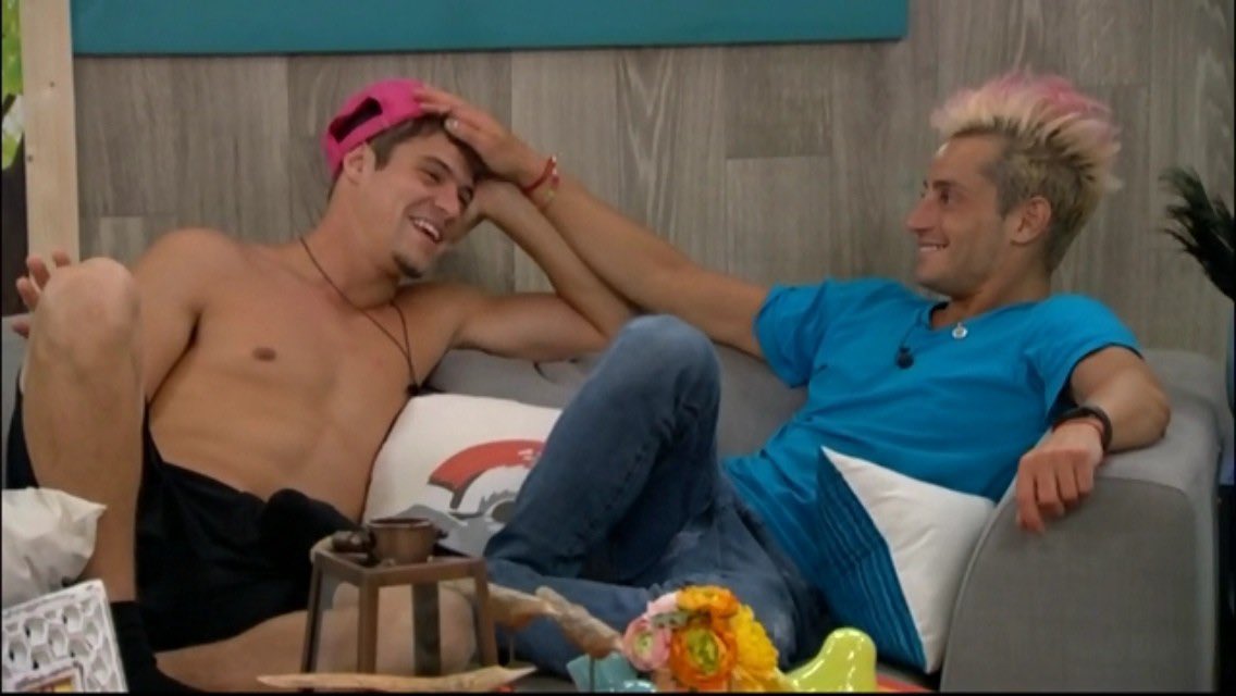 BB27Chey's tweet photo. happy pride to these two and all their bullshit https://t.co/9oLeiGFDPG