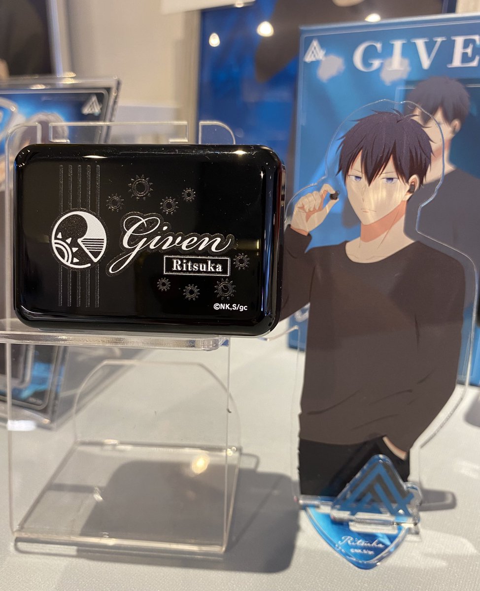 GIVEN ワイヤレスイヤホン Ritsuka 限定品 GIVEN ワイヤレスイヤホン