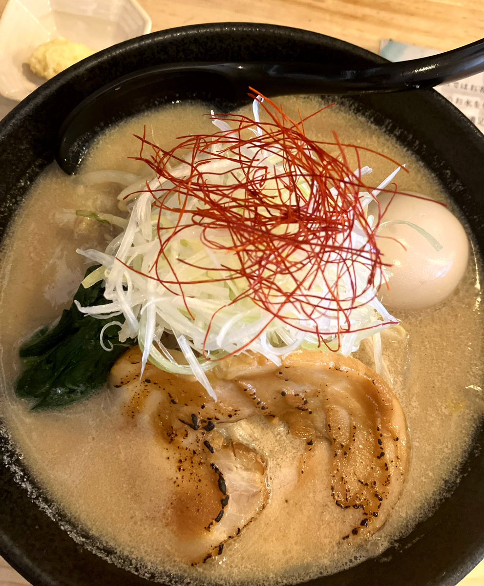 こんにちは🌤

出勤前、ずっと気になってたルーム近くのラーメン屋さんにやっと行けました😋チャージ完了🍜💕

さて今週の出勤は以下です👇

#らんぷ立川
本日・6/6(木)・8(土)
12-17:30

先月もお会いしてくれた沢山の殿方様♡
ありがとうございました✨

6月も、どうぞよろしくお願いいたします😌