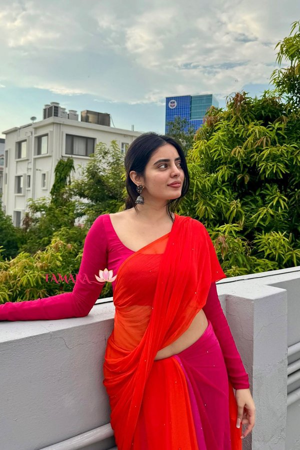 GPM8QR_XEAACqxR?format=jpg&name=900x900