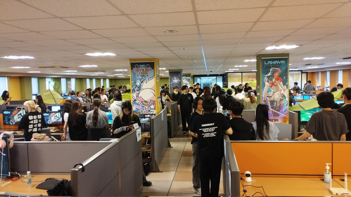 청강게임 1학기 기말 졸작 시연중
#청강게임