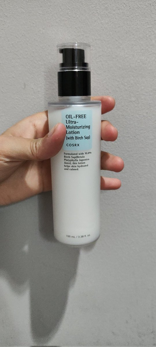 JesCelline's tweet photo. @ohmybeautybank Punten aku mau prelove cosrx moist.. Yg minat silakan dm yaa, baru pake 3x dan ga cocok :)) https://t.co/sG6mch0JAj